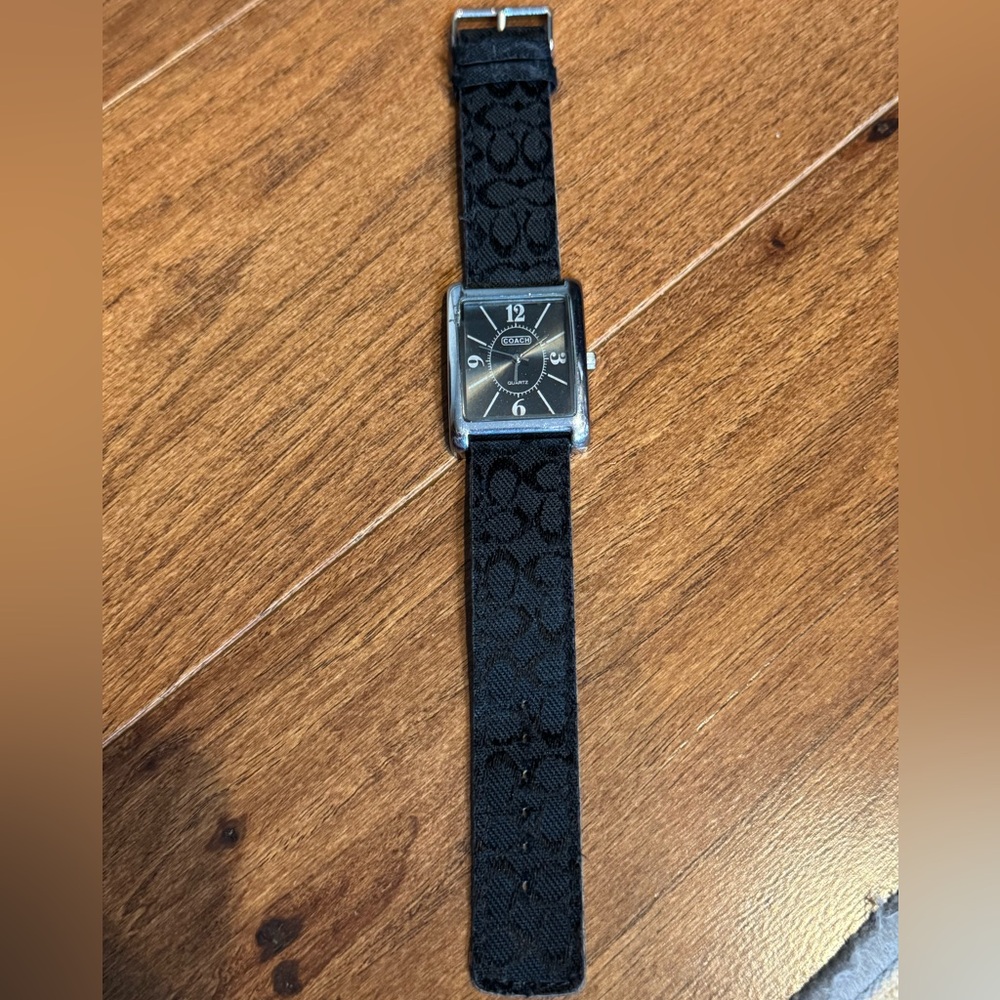 COACH Classic Signature Vintage Watch R-1628 - Picture 3 of 13